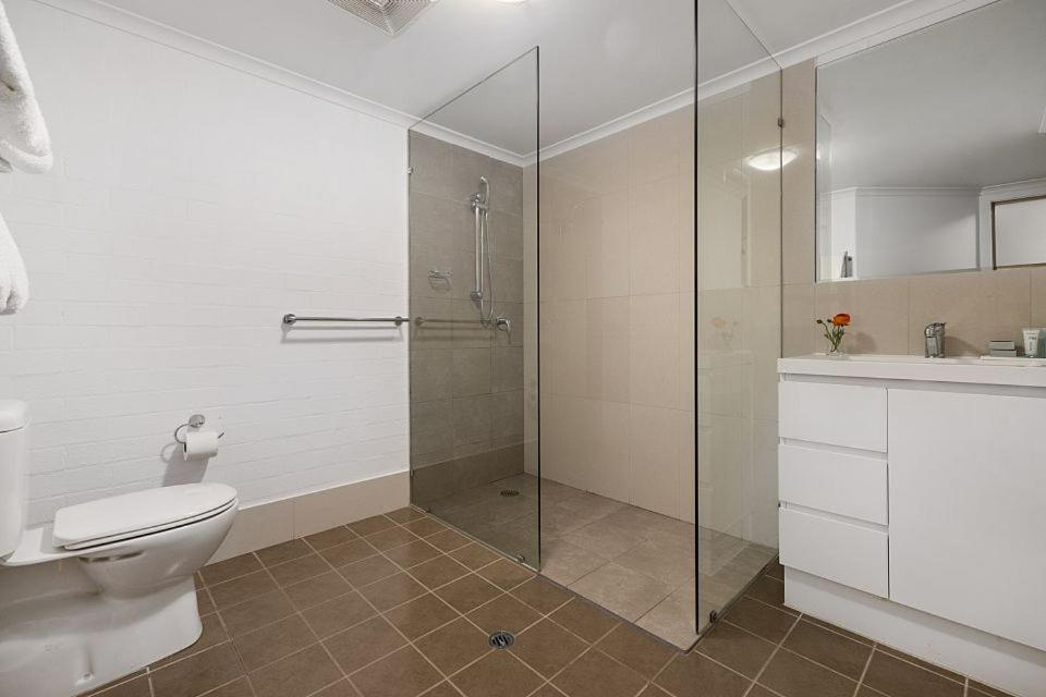 Oxley Court Serviced Apartments Canberra Exterior photo